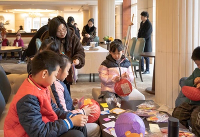 包湯圓做燈籠 杭州留下溪琉社區(qū)黨群服務(wù)中心喜迎元宵