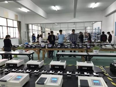 熱烈歡迎合作伙伴來我司參觀交流