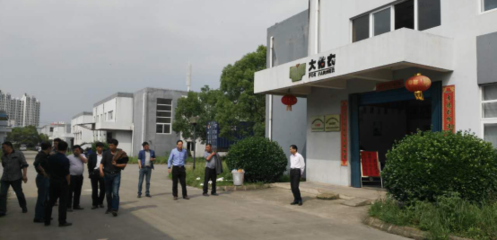 規模豬場老板零距離參觀大佑農工廠
