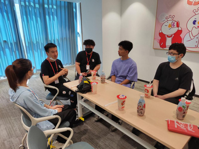 走進食品企業,傳承發展精神